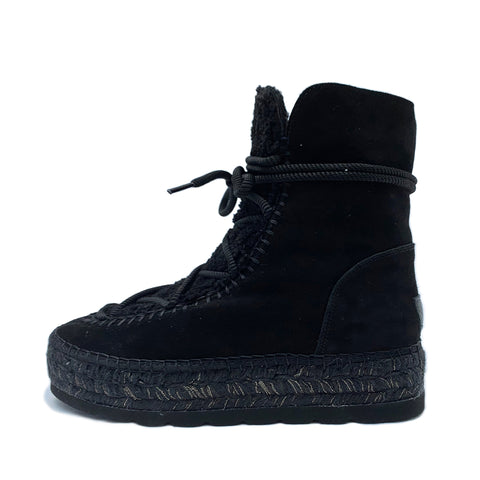 Botas cordones negras